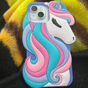 I’m selling two iPhones 14 plus purple & blue